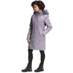 The North Face Women's Arctic Parka -Outdoor Ski Shop fw22 nf0a4r2v eff model34