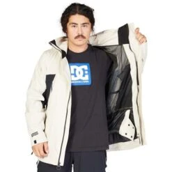 DC Shoes Men's Command 45K Jacket 33 DC Shoes Men's Command 45K Jacket -Outdoor Ski Shop fw23 dc menscommand45kjacket pelican 3