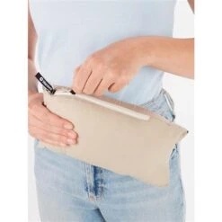 Marmot Women's Highlander Jacket -Outdoor Ski Shop fw23 marmot womenshighlanderjacket sandbarpapyrus 4