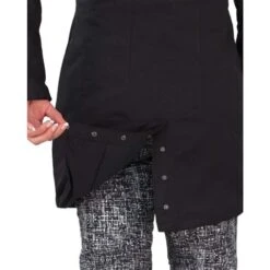 Obermeyer Women's Sojourner Down Jacket -Outdoor Ski Shop fw23 obermeyer womenssojournerdownjacket black 3