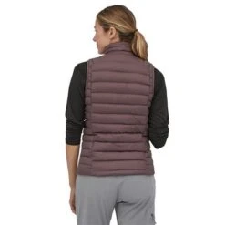 Patagonia Women's Down Sweater Vest -Outdoor Ski Shop pat 84629 dusky brown model2