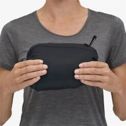 Patagonia Women's Down Sweater Hoody -Outdoor Ski Shop pat 84712 blk model5