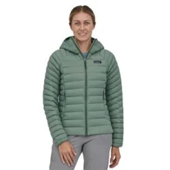 Patagonia Women's Down Sweater Hoody -Outdoor Ski Shop pat 84712 hemlock model1